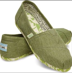 TOMS Classic Slip Ons in Peridot Earthwise